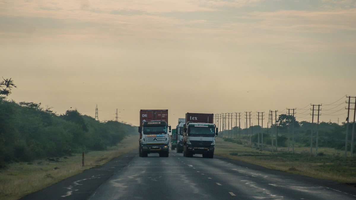 Heavy haul and oversized load transport services